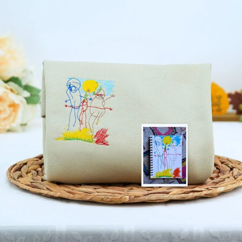 Personaliziran pulover s kapuco z risbico